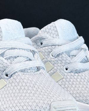 How to clean mesh shoes